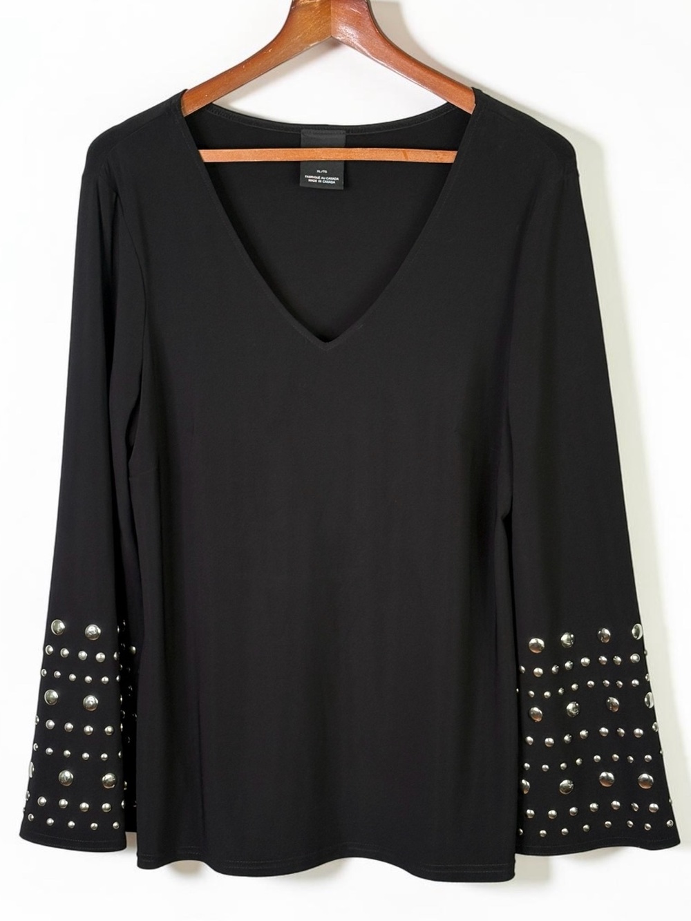 Cartise Black Studded Bell Sleeve V-Neck Top XL Stretch Knit Travel
